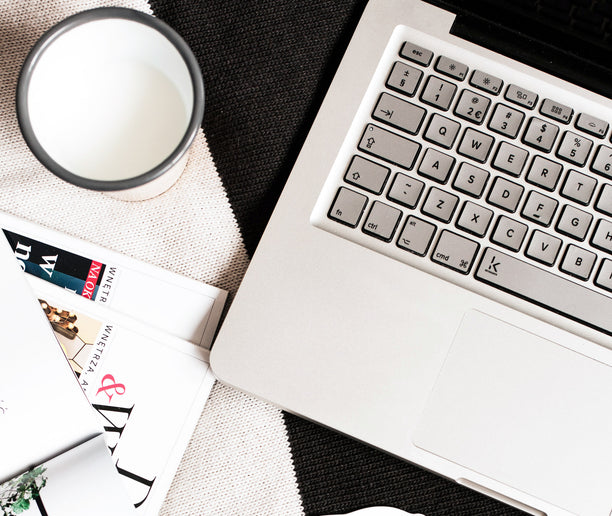 Srebrna Naklejka na Klawiaturę Laptopa