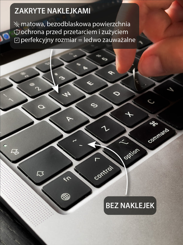 Czarna Naklejka na Klawiaturę MacBooka 3